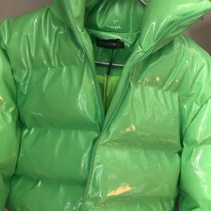 PRETTY LITTLE THING CROPPED PUFFER